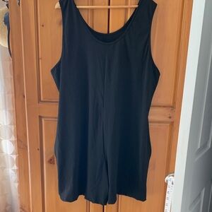 Black overalls/jumper shorts Sz 3-4X